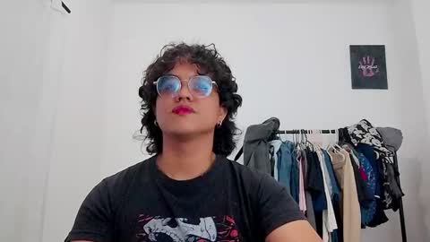 Diane Blosson online show from March 1, 2:17 am