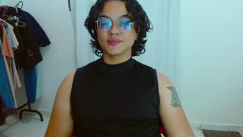 Diane Blosson online show from August 1, 1:39 am