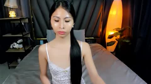 danicamiller online show from November 13, 12:58 pm