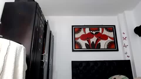 Snapshot of daniela_hornyts chatting on February 14, 5:25 pm daniela_hornyts online show from February 14, 5:25 pm