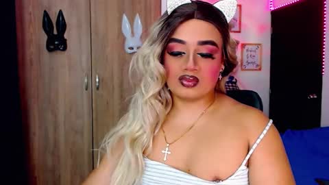 danipein online show from November 8, 11:54 am