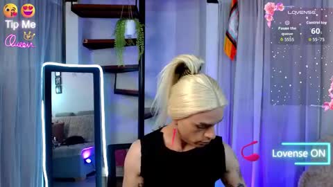 Danni online show from June 9, 9:25 pm
