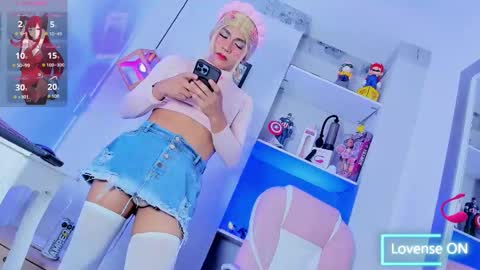 Danni  Sebastian online show from September 27, 1:09 pm