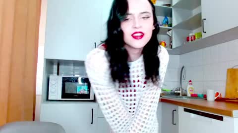 Alice Lee online show from May 30, 8:56 am