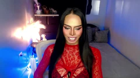 YOUR KINKY MISTRESS MADRIANA online show from June 25, 5:39 pm