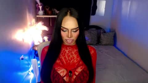 YOUR KINKY MISTRESS MADRIANA online show from July 1, 11:32 am