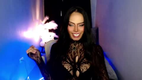 YOUR KINKY MISTRESS MADRIANA online show from July 8, 7:34 am
