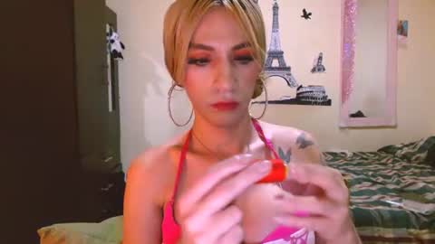 dayanna_01_ online show from July 28, 7:39 pm