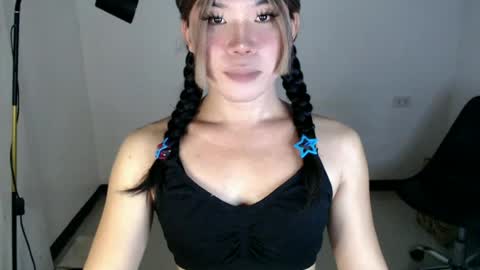 dazzzlingcarol online show from June 25, 9:46 am