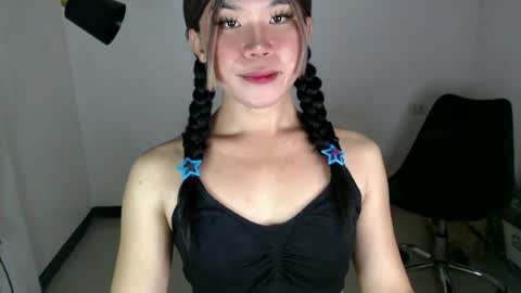 dazzzlingcarol online show from June 28, 12:31 pm