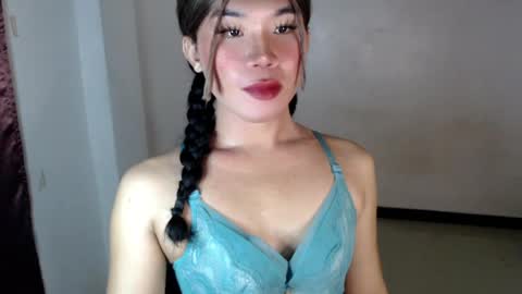 dazzzlingcarol online show from July 28, 1:10 pm