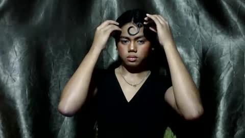 debbie_queen online show from December 17, 2:00 pm