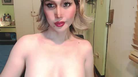 Mercedes online show from March 22, 8:30 am