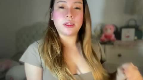 iyalicious online show from March 3, 1:28 am
