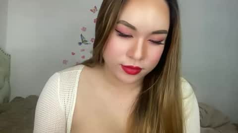 iyalicious online show from January 11, 8:04 pm