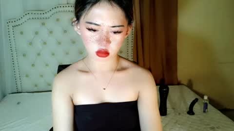 Sophie online show from June 28, 3:38 pm