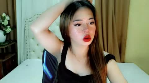 Sophie online show from July 6, 6:54 pm