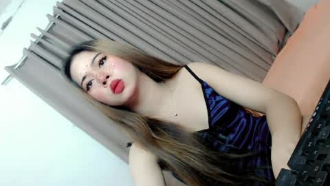 Sophie online show from July 9, 2:15 am