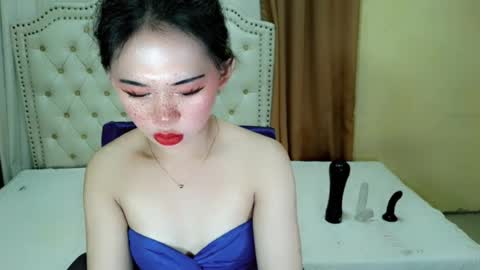 Sophie online show from July 23, 2:26 pm