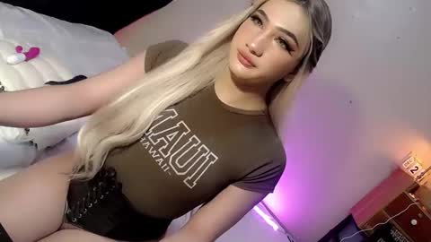 Chesca online show from December 24, 2:43 am