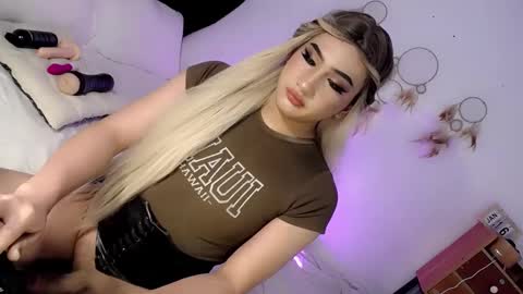 Chesca online show from January 25, 2:19 pm