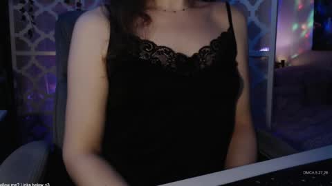 Deliah online show from May 28, 6:11 am
