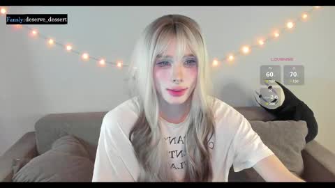 Snapshot of deserve_dessert chatting on January 9, 10:09 am Domi  online show from January 9, 10:09 am