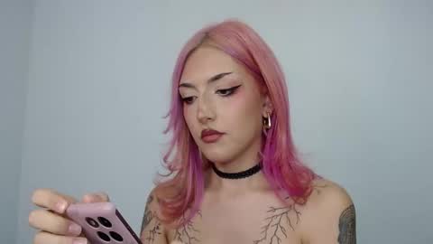 Angel Boo and Adrian online show from November 4, 6:40 pm