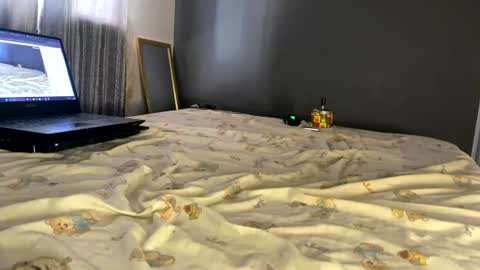diana18955404 online show from August 4, 4:35 pm