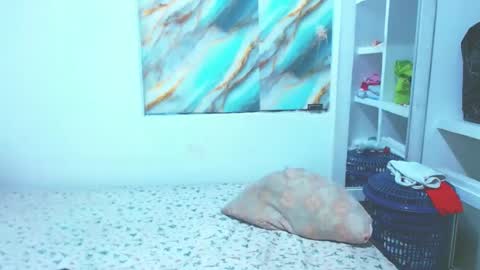 dirty_culona online show from June 15, 8:22 pm