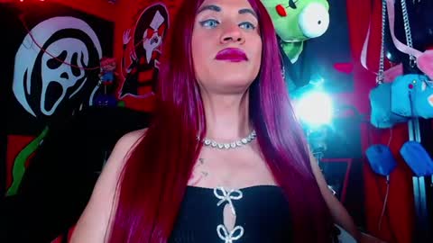 dirtydanezka online show from June 18, 11:42 pm