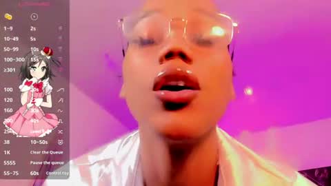 Naomy  online show from July 14, 3:22 am