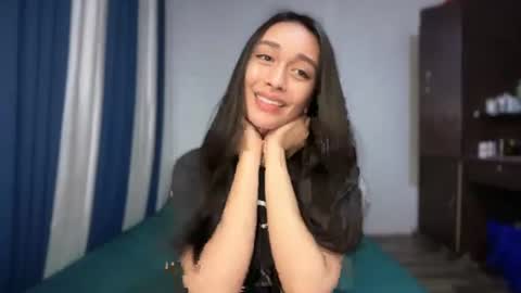 DIVINA online show from August 3, 1:28 pm