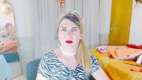 ilona online show from June 14, 5:41 am