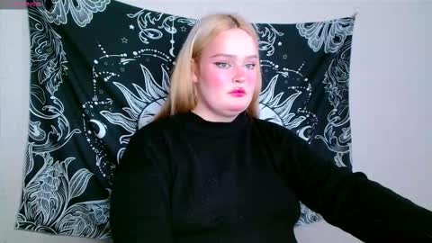 Miss Rose online show from January 12, 9:27 am