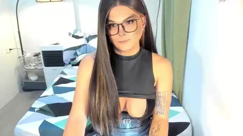 ANGELA online show from June 10, 1:32 pm