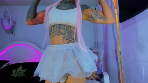 drippyorlove online show from September 15, 10:47 pm