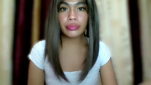 miss. Erika online show from April 30, 5:50 pm