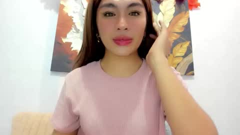 miss. Erika online show from May 11, 1:27 pm