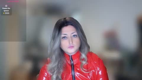 Dutch Victoria online show from June 14, 3:52 am