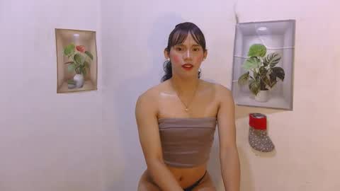 dy_namite online show from March 25, 6:23 pm