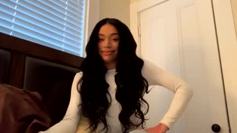 Snapshot of dynasty313 chatting on December 17, 8:54 pm Dynasty online show from December 17, 8:54 pm