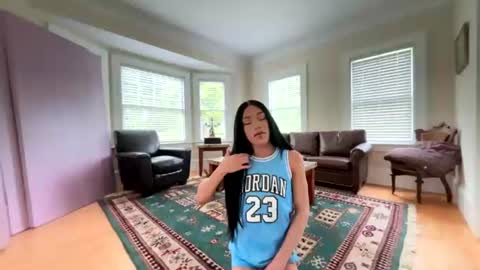 Dynasty online show from July 21, 4:10 pm
