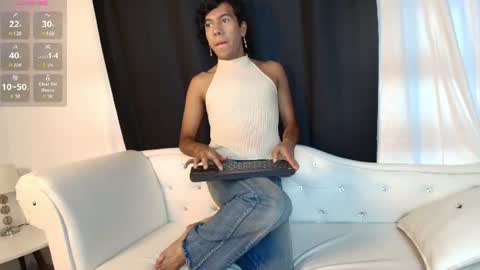 John online show from August 6, 11:39 am