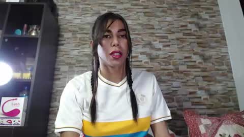ebonyxprincess online show from June 18, 4:35 am