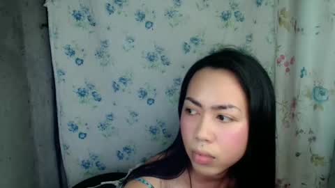 eddfox001 online show from June 7, 7:38 am