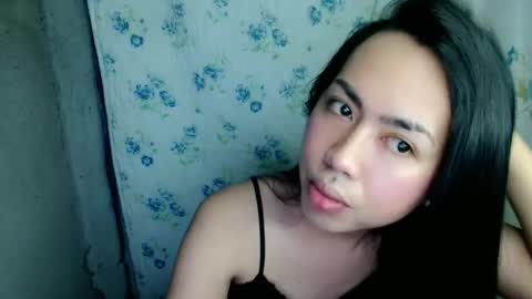 eddfox001 online show from June 10, 3:22 pm