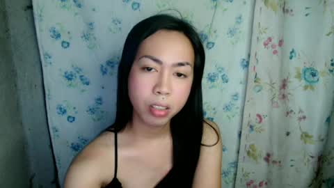 eddfox001 online show from June 12, 8:24 am