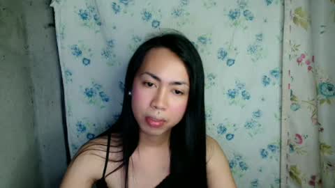 eddfox001 online show from June 27, 12:22 pm