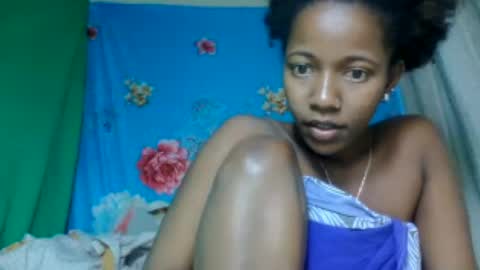 eericca online show from July 9, 8:18 am